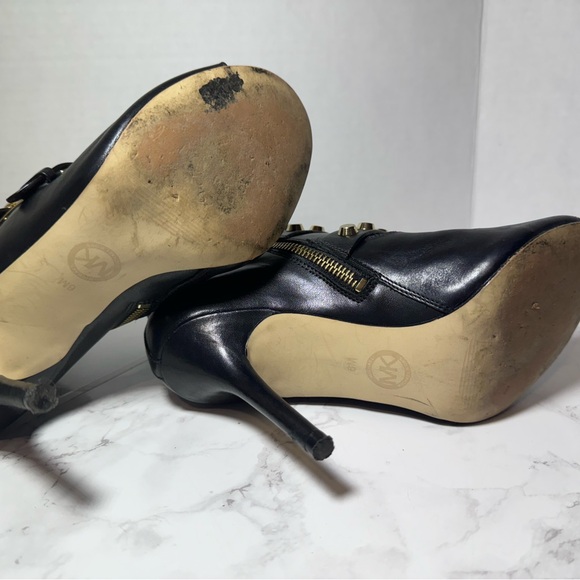 Micheal Kors Booties - Picture 3 of 3